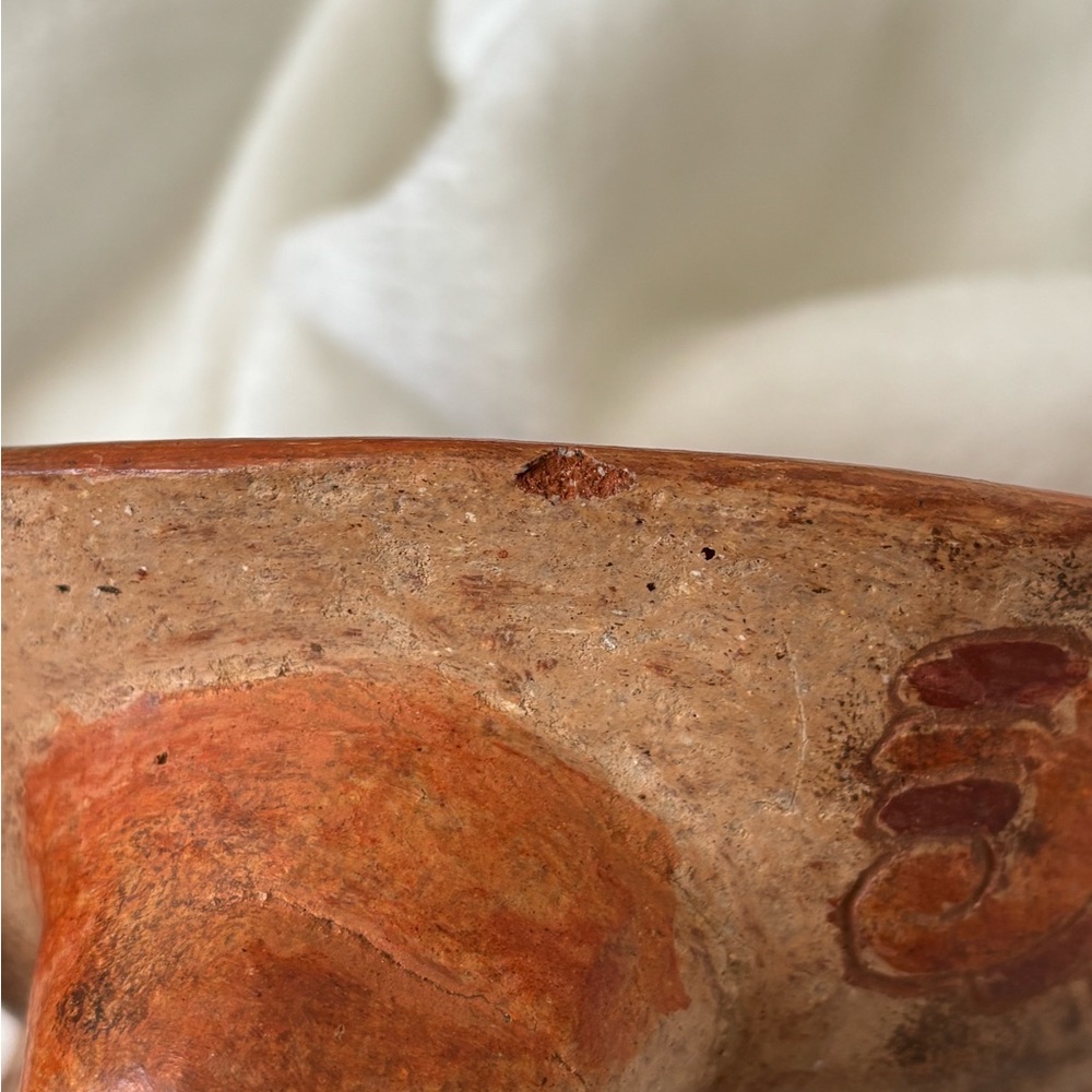 Handcrafted Guatemalan Ceramic Bowl - Picture 7 of 7
